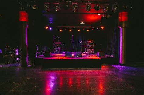 Madame lou's seattle - Madame Lou’s hosts everything from all ages punk shows to dance nights equipped with its own entrance and an intimate entertainment experience. Madame Lou’s is a 300-capacity live music venue in the heart of Seattle’s Belltown neighborhood. 